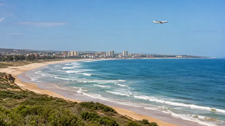 Gqeberha and Algoa Bay coastline with an aircraft